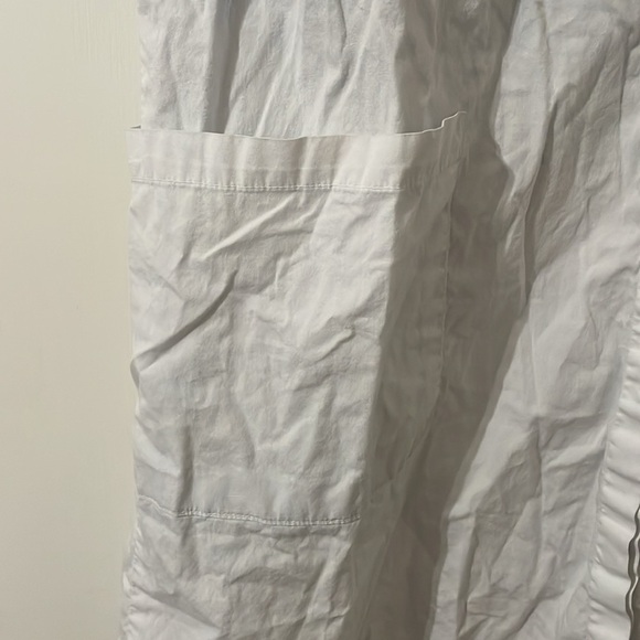 Stylish Blue and White Sleeveless Dress - Picture 4 of 5